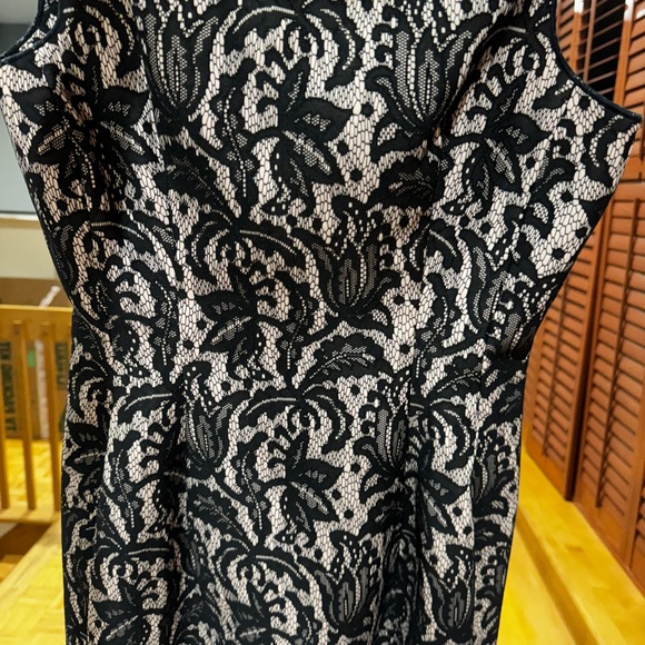 Zara dress - Picture 2 of 2